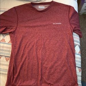 marroon/red t-shirt